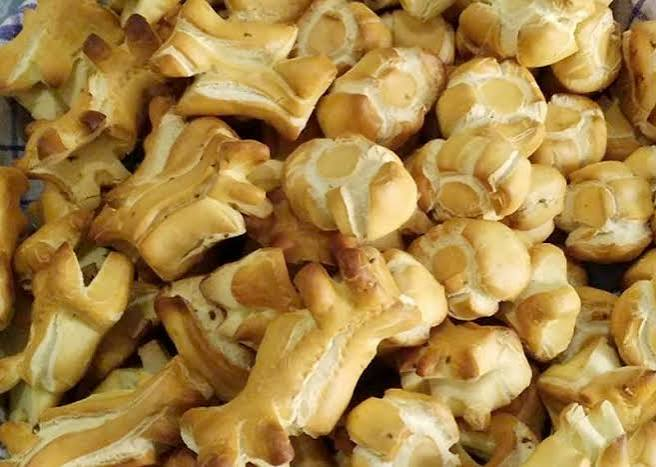 Biscotti bolliti